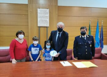 Il Consiglio dei bambini dell’Istituto “Perri-Pitagora” incontra il commissario prefettizio del Comune di Lamezia Terme