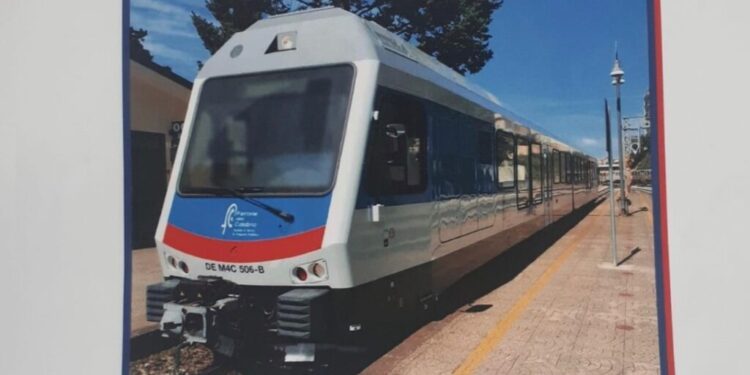 Stazione di Catanzaro Città/ Ferrovie della Calabria presenta i nuovi treni Stadler
