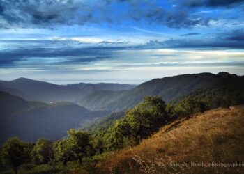 Uno sguardo oltre i confini (Tiriolo). Perimetro e suggestioni omeriche… in una foto di Antonio Renda