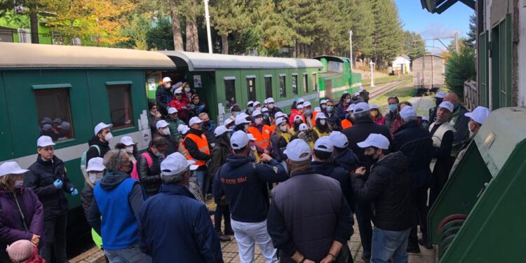Ferrovie della Calabria, svolto a Camigliatello il viaggio ecologico sul “Treno della Sila”