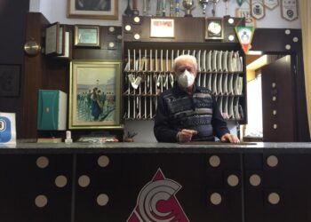 L’hotel Cristallo, uno scrigno autentico nel cuore di Camigliatello Silano/ L’albergatore Peppino Mancuso: «Il mio legame con questo territorio è fortissimo»