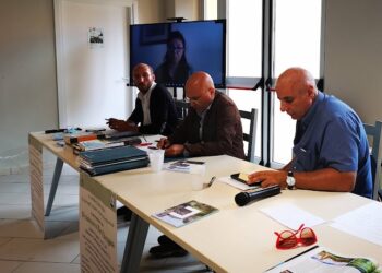 Carlopoli – “Insieme ce la faremo” nel gruppo di minoranza surroga di due dei tre consiglieri