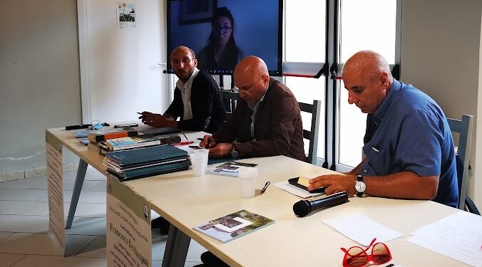 Carlopoli – “Insieme ce la faremo” nel gruppo di minoranza surroga di due dei tre consiglieri