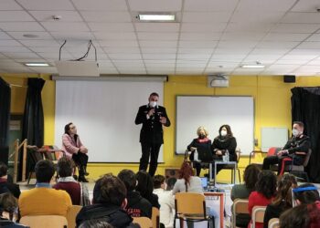 “Il rispetto della legge, il rispetto degli altri” incontro all’IIS “Costanzo” di Decollatura