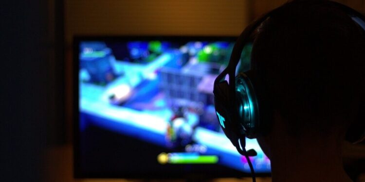 Videogiochi, il boom di vendite a inizio 2022