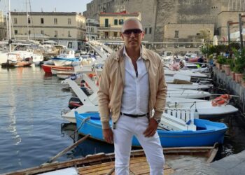 Attesa per il concerto di Michele Ligarò a Catanzaro: piace la musica pop del cantante di Cuturella