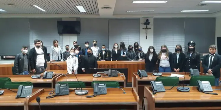 Petronà, processo simulato a scuola: in scena presso Tribunale di Catanzaro