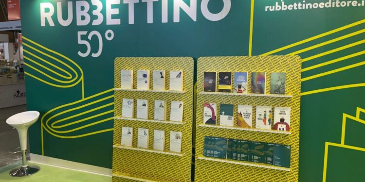 Grande successo per lo stand Rubbettino al Salone del libro di Torino