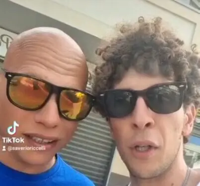 Belcastro, video appello dei due tik toker Saverio Riccelli e Pomiro: “basta rifiuti negli oceani”