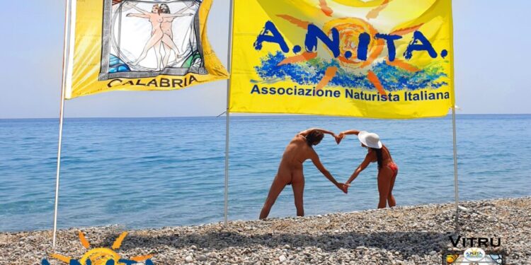 A Stignano (RC) la prima spiaggia naturista autorizzata in Calabria