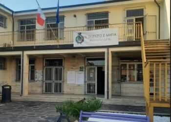 Botricello, ancora rubinetti senza acqua