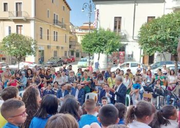 Accoglienza in musica all’Istituto Comprensivo Perri-Pitagora 