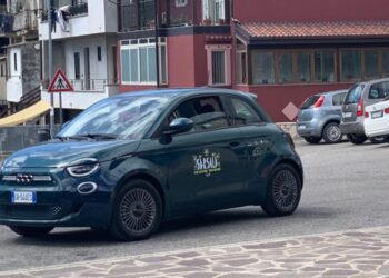 Sersale, acquistata 500 elettrica per fini sociali