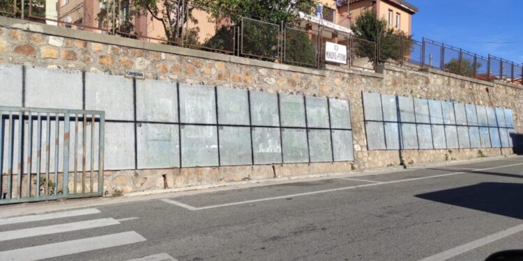 Petronà senza neppure un manifesto elettorale in paese