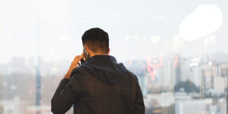 Il futuro delle chiamate? Tutti i vantaggi del VoIP