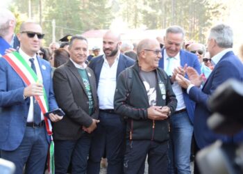 Aperta Ciclopista Ampollino, boom di visitatori e turisti all’inaugurazione