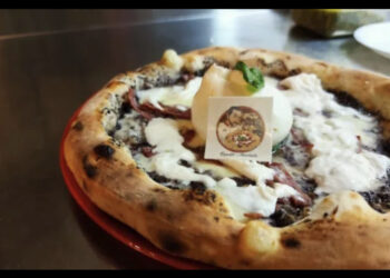 Piero Cantore segnala l’inaugurazione di una nuova pizzeria Mammarè