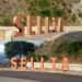 Sellia, scritta all’ingresso del paese entro fine anno
