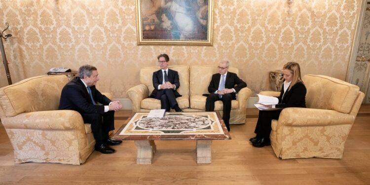 È un governo regressivo che travisa i Principi costituzionali