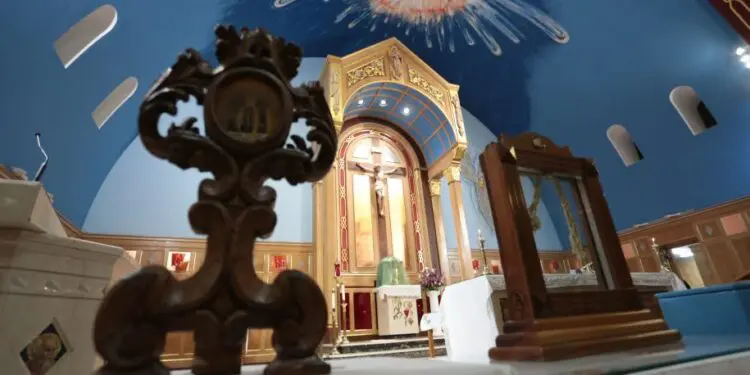 Oltre 1000 fedeli hanno salutato le reliquie di Sant’Angelo d’Acri in USA