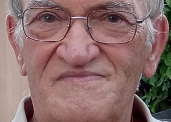 Freschi di stampa i due attesissimi tomi del dizionario Italiano-Andreolese, gigantesca opera di Enrico Armogida