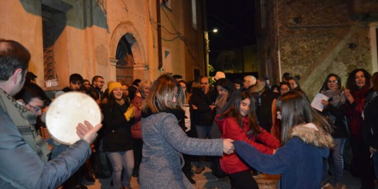 “I Briganti del Mancuso” ripropongono “A’ Strina per le vie di Falerna”