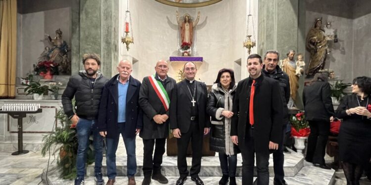 Visita del vescovo Serafino Parisi a Martirano Lombardo