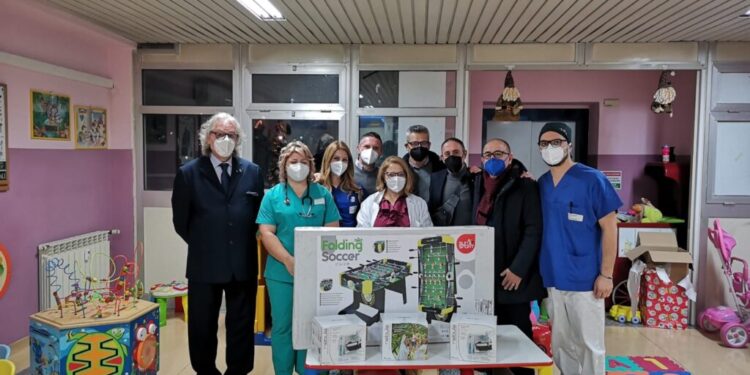 Donazione dell’Assoziazione Rosslyn al reparto di pediatria di Lamezia Terme