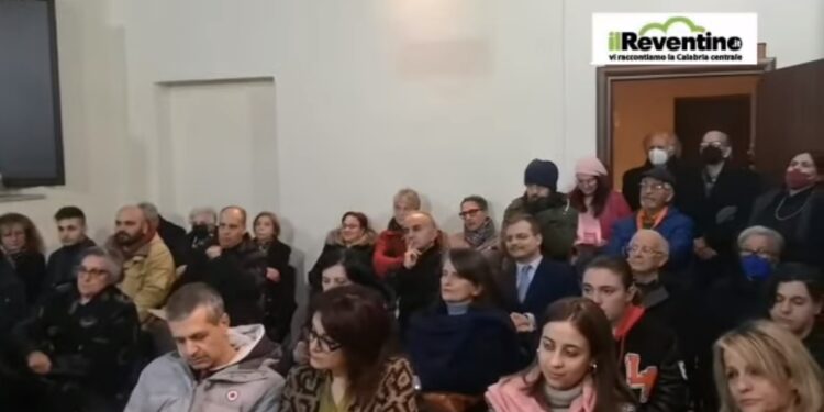 “Oblio e ricordo” presentato a Decollatura il libro di Antonio Maria Pulerà