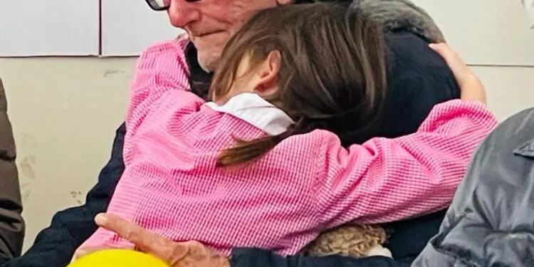 Catanzaro, alunni Don Milani incontrano anziani CasaPaese