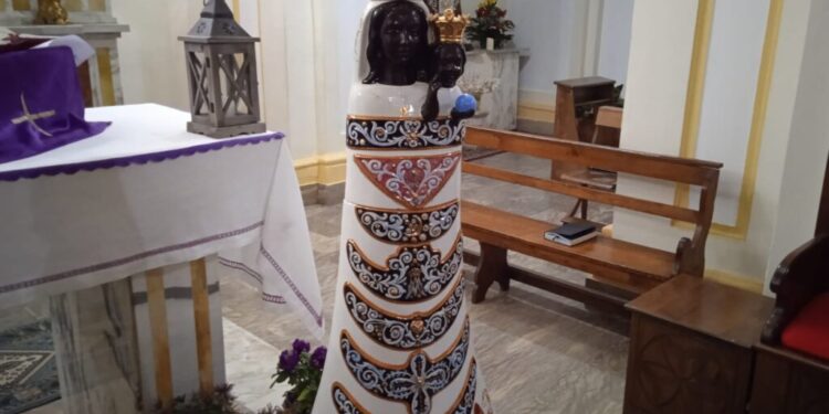 Decollatura, parroco ritrova preziosa statua Madonna di Loreto