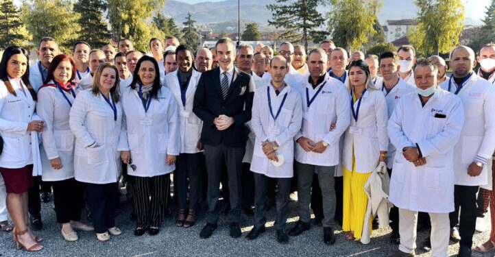 Sanità, possibile arrivo medici cubani anche a Soveria Mannelli