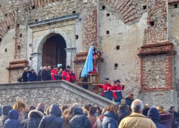 Petronà, grande partecipazione alla processione della Madonna del Voto