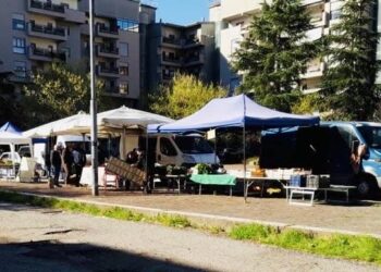 Momenti di gusto al mercatino di Quattromiglia di Rende con lo chef Piero Cantore