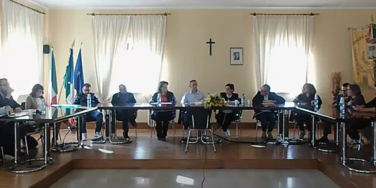 Decollatura, maggioranza risponde a “Progetto Civico”
