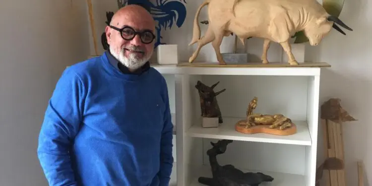 Il maestro Francesco Arabia al 50° premio di Sulmona 2023 / Con la scultura “Ali” conquista la prestigiosa Kermesse artistica