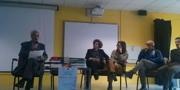 “IIS Costanzo”, festeggiata la Repubblica e premiati gli studenti