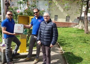 Petronà, associazione 4×4 Off Road revisiona defibrillatore