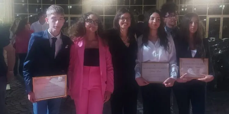 Sersale, Istituto Superiore Montalcini non trascura le eccellenze