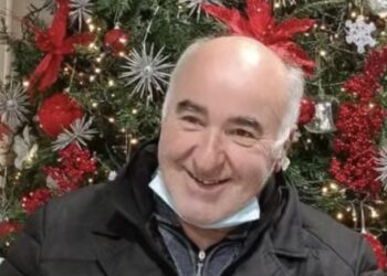 Ciao “Mastro Franco”, in un chiesa gremita la comunità di Cicala saluta Francesco Gigliotti