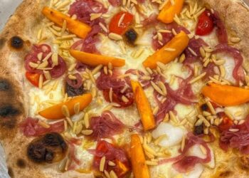 Momenti di gusto… con lo chef Piero Cantore: pizza con frutta e baccalà