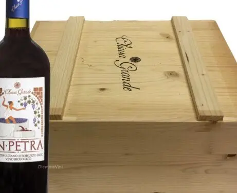 Eleganza, praticità e fascino rustico: il mondo delle cassette di legno per vini