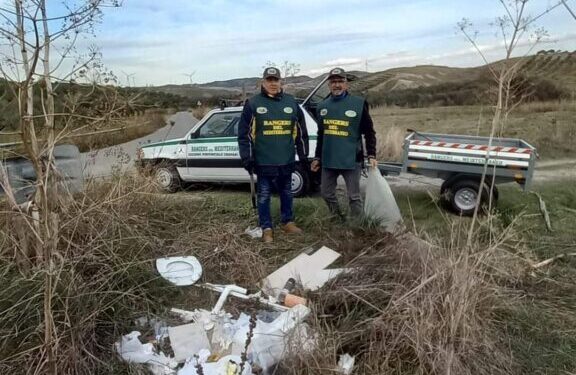 Cropani, discarica abusiva in località Marino