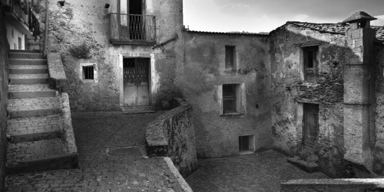 Parenti. Centro di forte richiamo per il rifugio dei briganti (PARTE PRIMA)