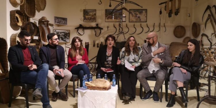Rogliano / Le Briciole di Libri (video e foto) rassegna letteraria al Museo del Pane di Cuti