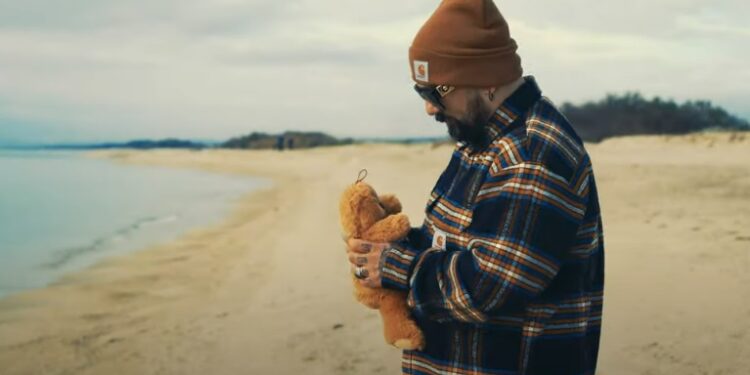 Un brano musicale (VIDEO) sulla strage di Cutro, il tributo di ‘Ntoni Montano