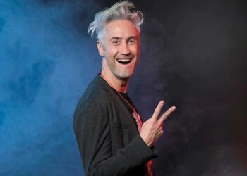 Lamezia, il poliedrico Vincenzo Schettini incontra gli studenti