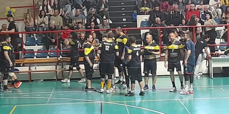 Volley: prosegue la Festa a Decollatura. Nostra intervista al primo presidente, Eugenio Bonacci (video)