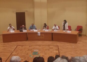 Sersale, oltre 200 persone a presentazione libro M° Serafino Schipani