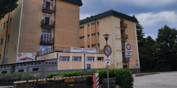 Ospedale di Soverato riapre il punto nascita, invece Soveria Mannelli vive solo di ricordi